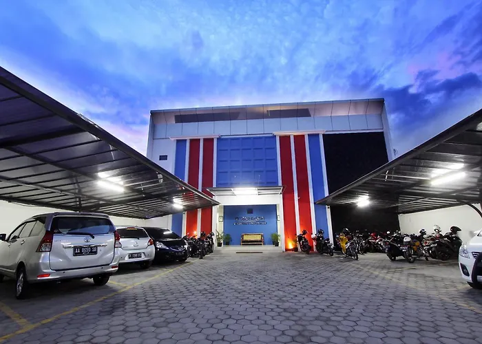 D'Paragon Flamboyan